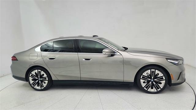 2024 BMW 5 Series 530i — Sedan — 15,057 mi — Plano, TX