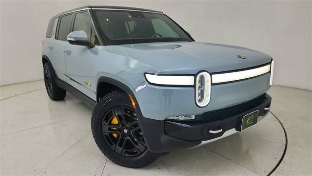 2023 Rivian R1S