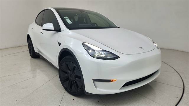 2025 Tesla Model Y Long Range — SUV — 2,684 mi — Plano, TX