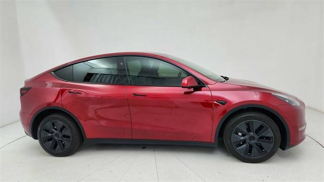 2025 Tesla Model Y Long Range — SUV — 4,115 mi — Plano, TX