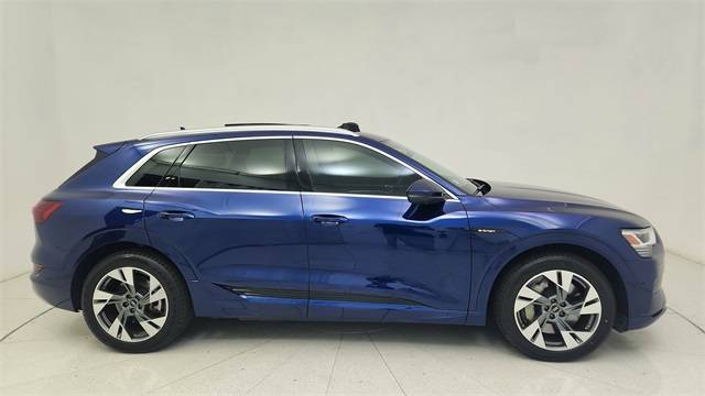 2022 Audi e-tron Premium Plus — SUV — 13,971 mi — Plano, TX