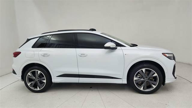 2024 Audi Q4 e-tron Premium Plus — SUV — 18,243 mi — Plano, TX