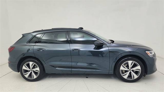 2024 Audi Q8 e-tron Premium — SUV — 12,200 mi — Plano, TX