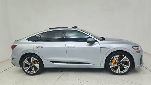 2022 Audi e-tron S line Prestige — SUV — 21,344 mi — Plano, TX