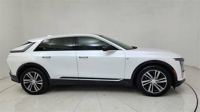 2024 Cadillac LYRIQ Luxury — SUV — 17,765 mi — Plano, TX