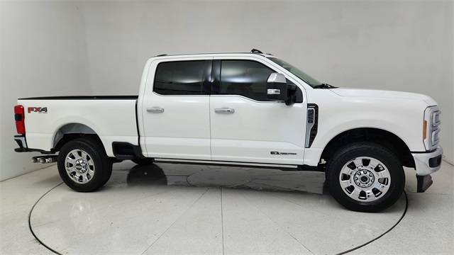 2023 Ford Super Duty F-250 LARIAT — Pickup Truck — 21,971 mi — Plano, TX