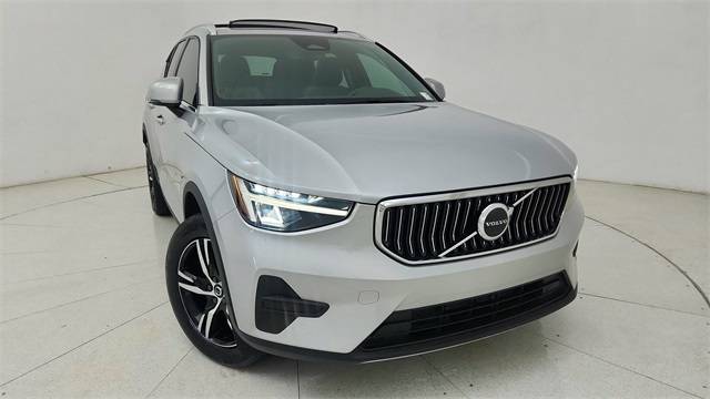 2025 Volvo XC40 Core — SUV — 11,791 mi — Plano, TX