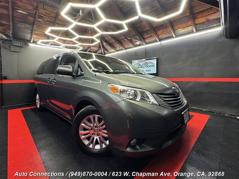 2013 Toyota Sienna XLE — Minivan — 124,468 mi — Orange, CA