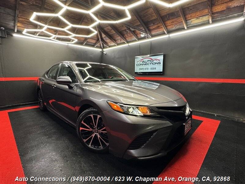 2019 Toyota Camry SE — Sedan — 76,444 mi — Orange, CA
