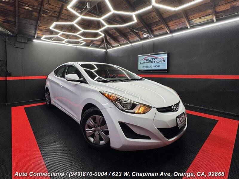 2016 Hyundai Elantra SE — Sedan — 90,870 mi — Orange, CA