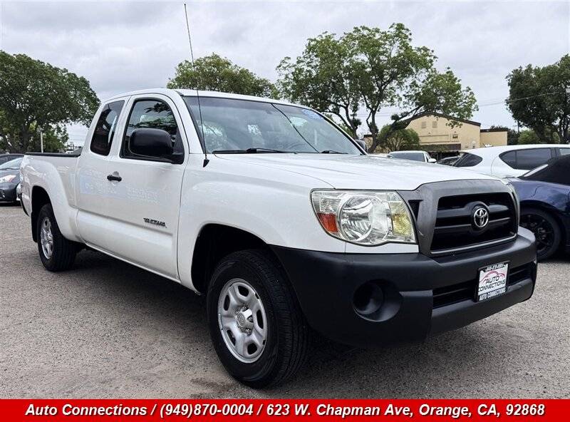 2005 Toyota Tacoma Base