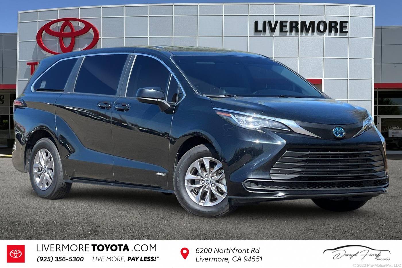 2021 Toyota Sienna LE — Minivan — 66,808 mi — Livermore, CA