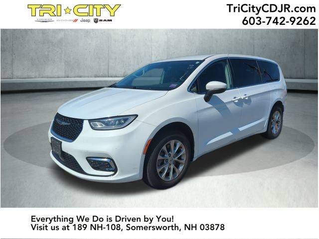 2023 Chrysler Pacifica Touring L — Minivan — 102,993 mi — Somersworth, NH