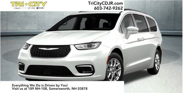 2022 Chrysler Pacifica Touring L — Minivan — 43,689 mi — Somersworth, NH