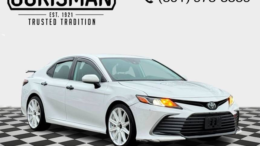2022 Toyota Camry LE — Sedan — 82,351 mi — Laurel, MD