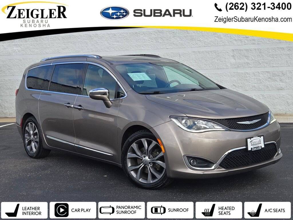 2018 Chrysler Pacifica Limited — Minivan — 100,993 mi — Kenosha, WI