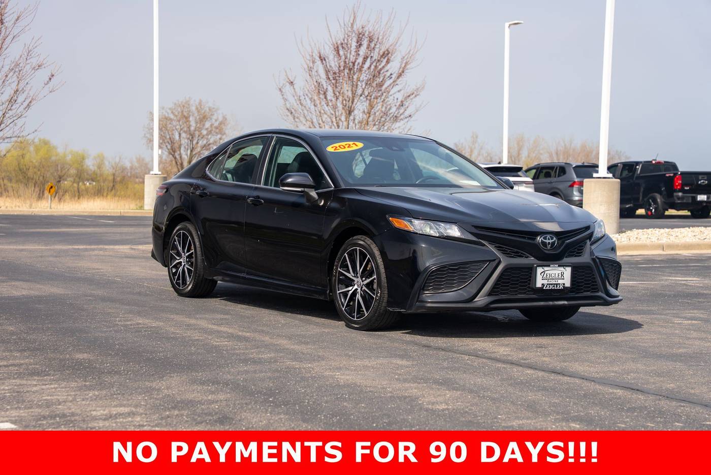 2022 Toyota Camry SE — Sedan — 57,329 mi — Mount Pleasant, WI