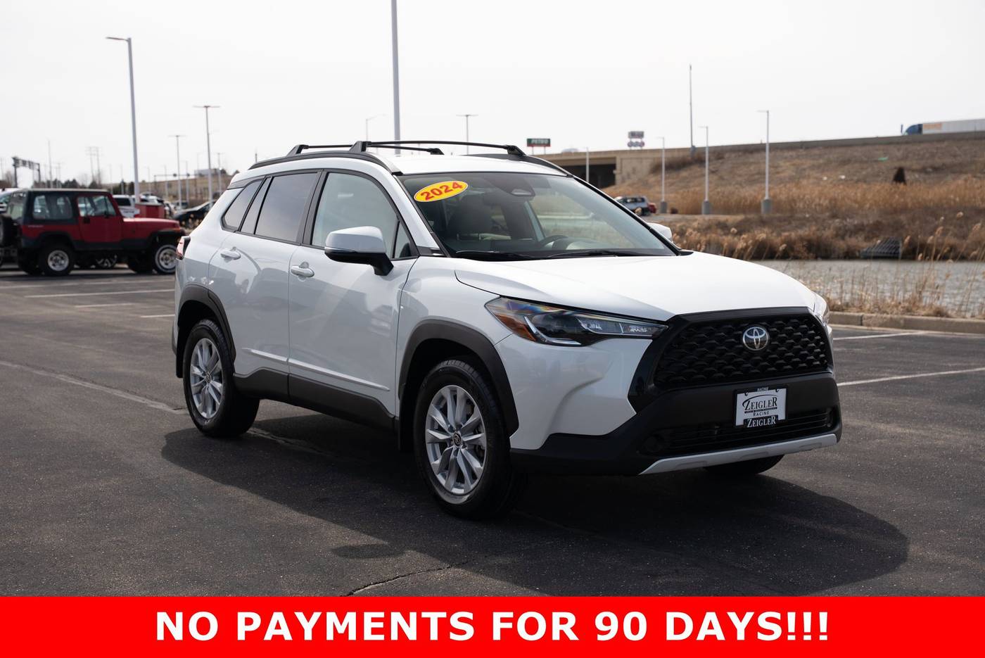 2024 Toyota Corolla Cross LE — SUV — 8,700 mi — Mount Pleasant, WI