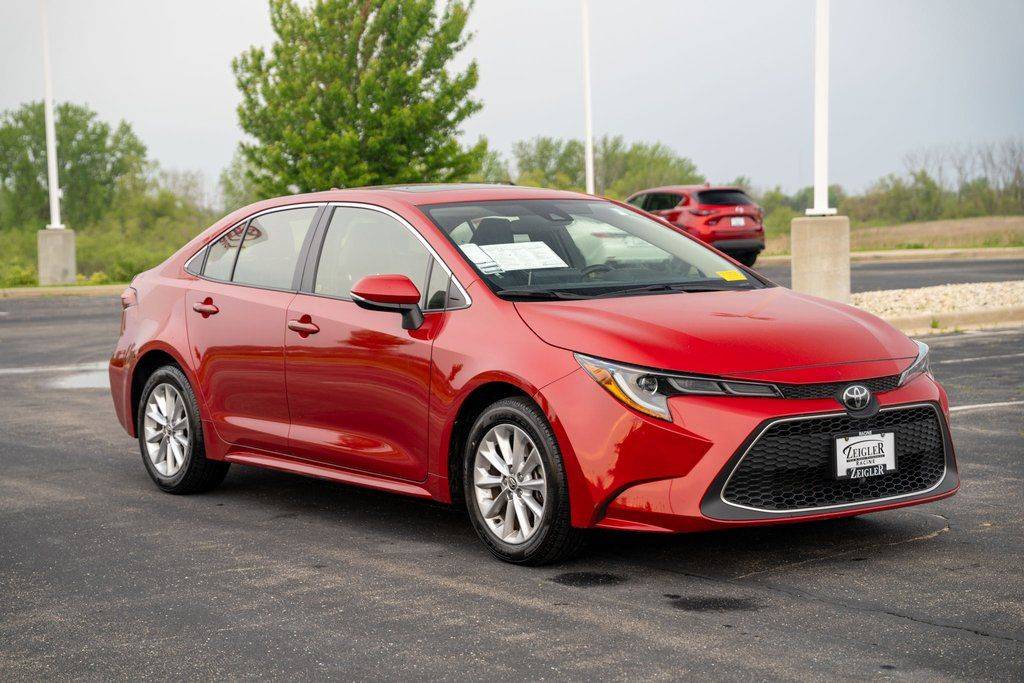 2020 Toyota Corolla XLE — Sedan — 29,229 mi — Mount Pleasant, WI