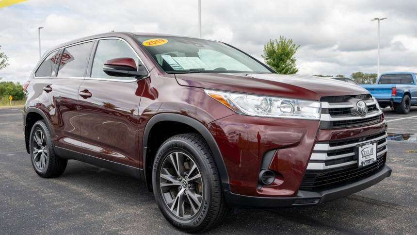 2019 Toyota Highlander LE V6 — SUV — 118,960 mi — Mount Pleasant, WI