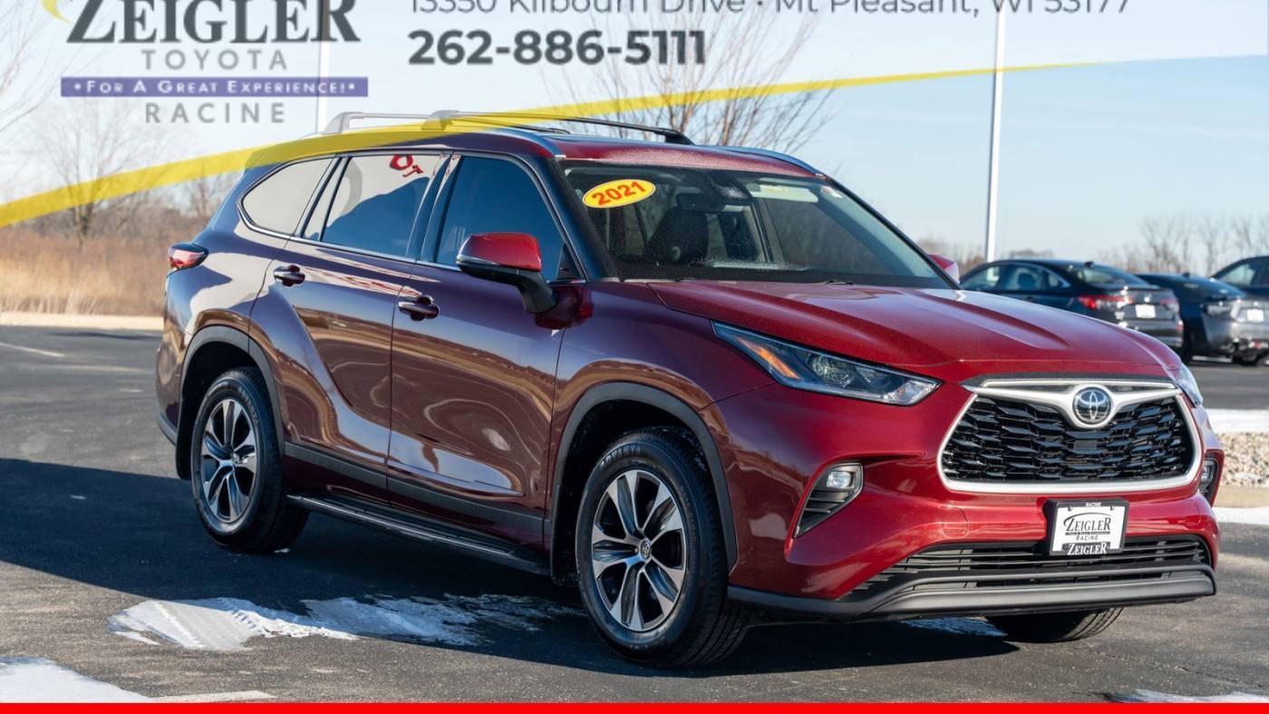 2021 Toyota Highlander XLE — SUV — 40,958 mi — Mount Pleasant, WI