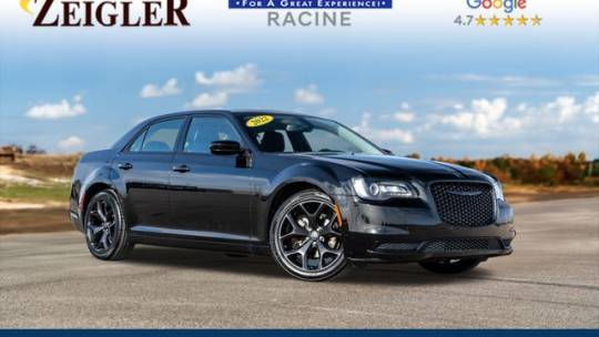 2022 Chrysler 300 Touring — Sedan — 43,871 mi — Mount Pleasant, WI