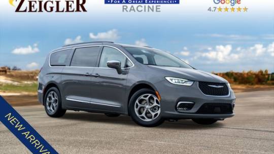 2022 Chrysler Pacifica Limited — Minivan — 63,404 mi — Mount Pleasant, WI