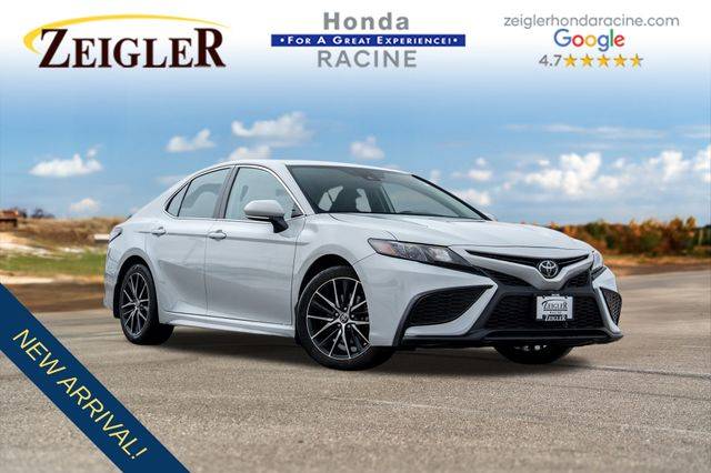 2022 Toyota Camry SE — Sedan — 35,380 mi — Mount Pleasant, WI