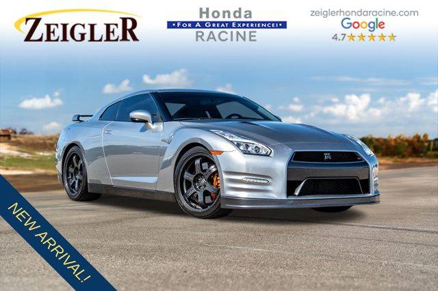 2016 Nissan GT-R Black Edition — Coupe — 69,382 mi — Mount Pleasant, WI