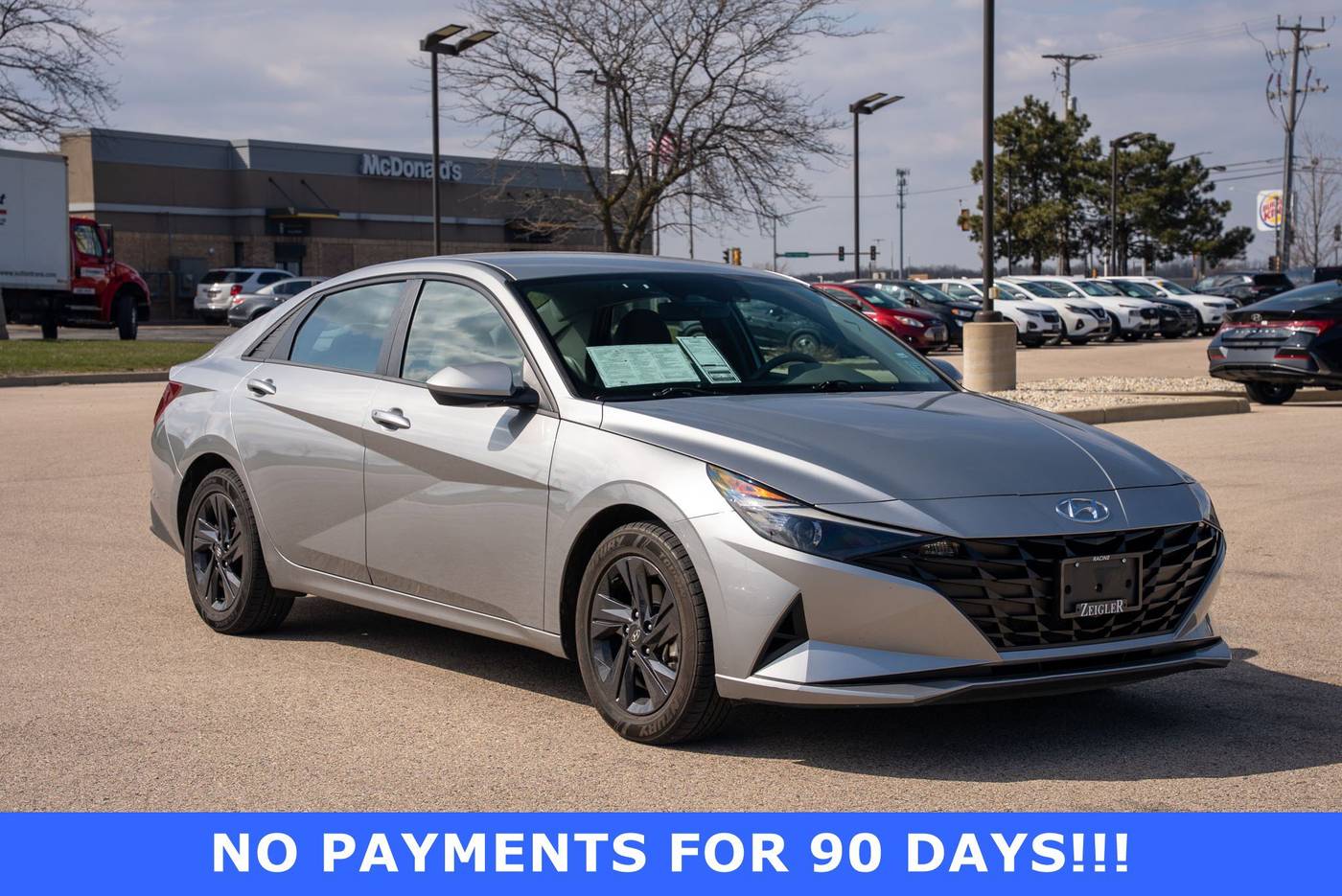 2023 Hyundai Elantra SEL — Sedan — 50,840 mi — Mount Pleasant, WI