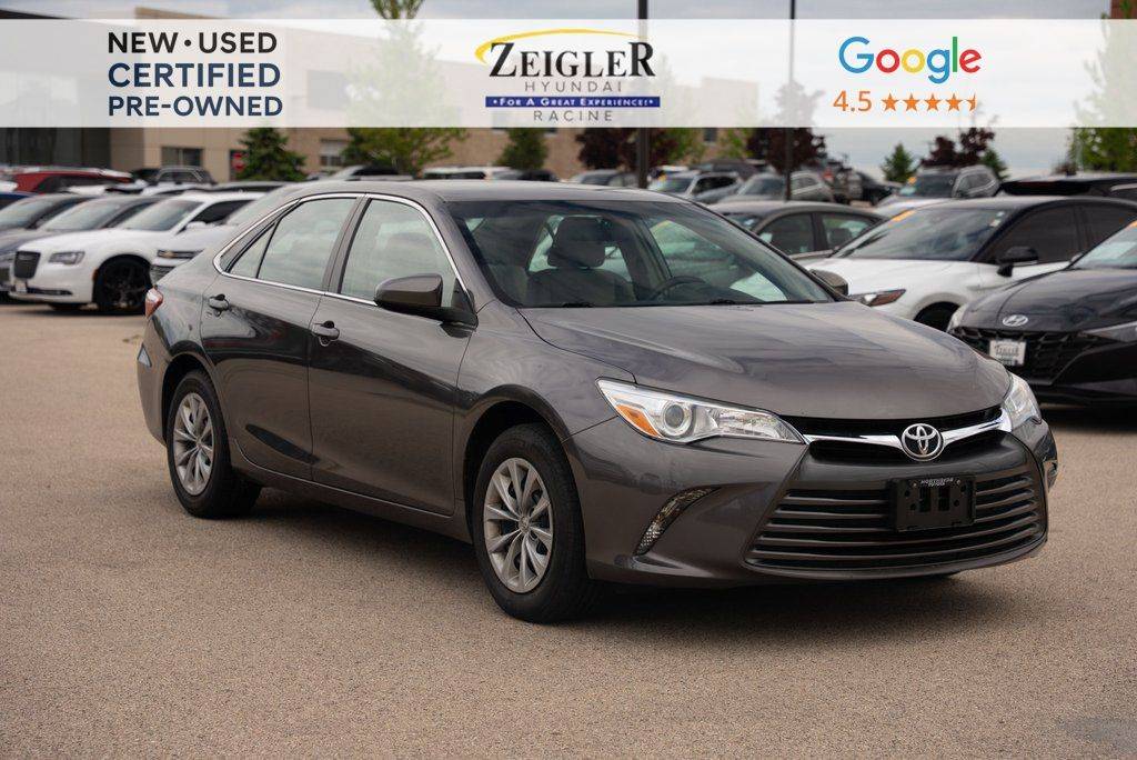 2017 Toyota Camry LE — Sedan — 73,260 mi — Mount Pleasant, WI