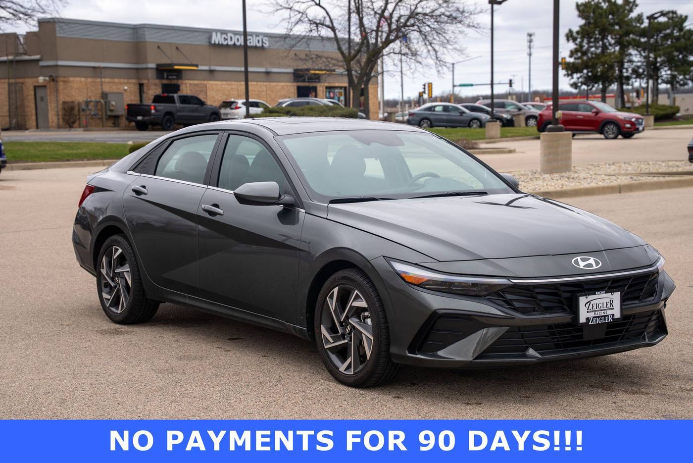 2024 Hyundai Elantra SEL — Sedan — 10,877 mi — Mount Pleasant, WI