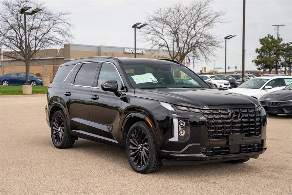 2024 Hyundai Palisade Calligraphy Night Edition — SUV — 22,654 mi — Mount Pleasant, WI