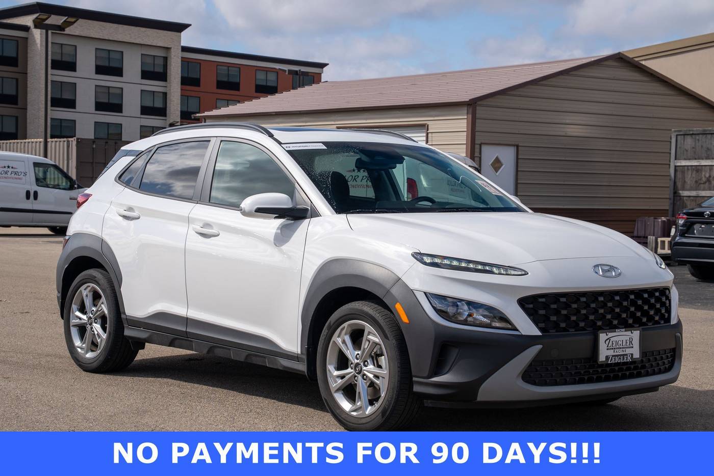 2022 Hyundai Kona SEL — SUV — 17,826 mi — Mount Pleasant, WI