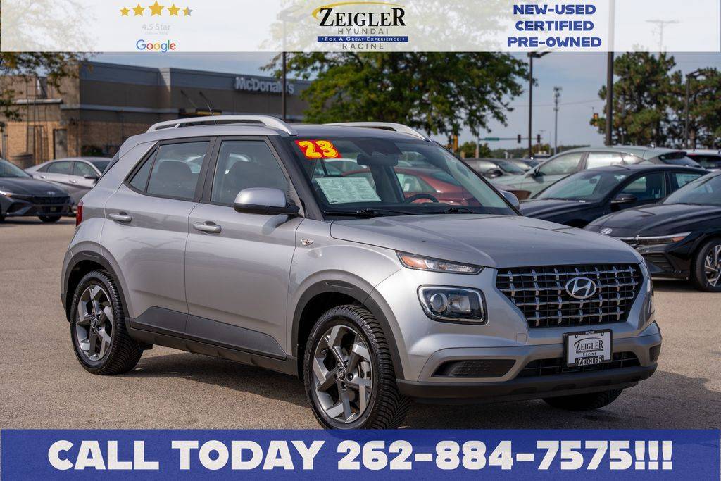 2023 Hyundai Venue SEL — SUV — 11,843 mi — Mount Pleasant, WI