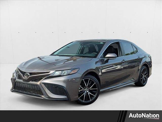 2024 Toyota Camry SE — Sedan — 19,684 mi — Savannah, GA