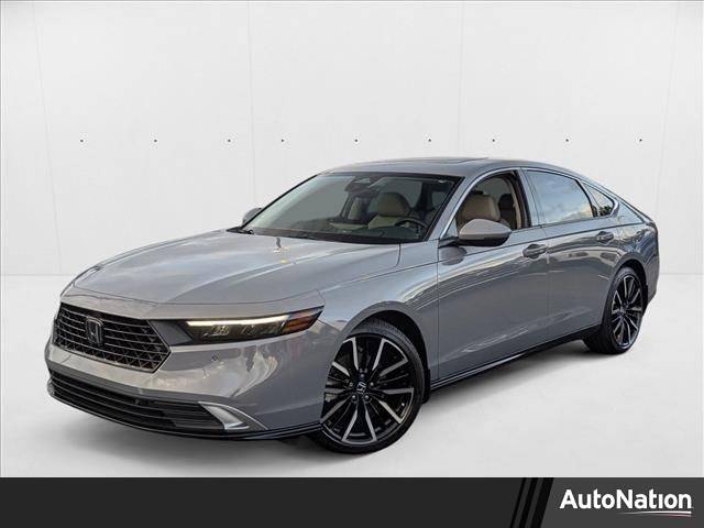 2025 Honda Accord Hybrid Touring — Sedan — 16,733 mi — Savannah, GA