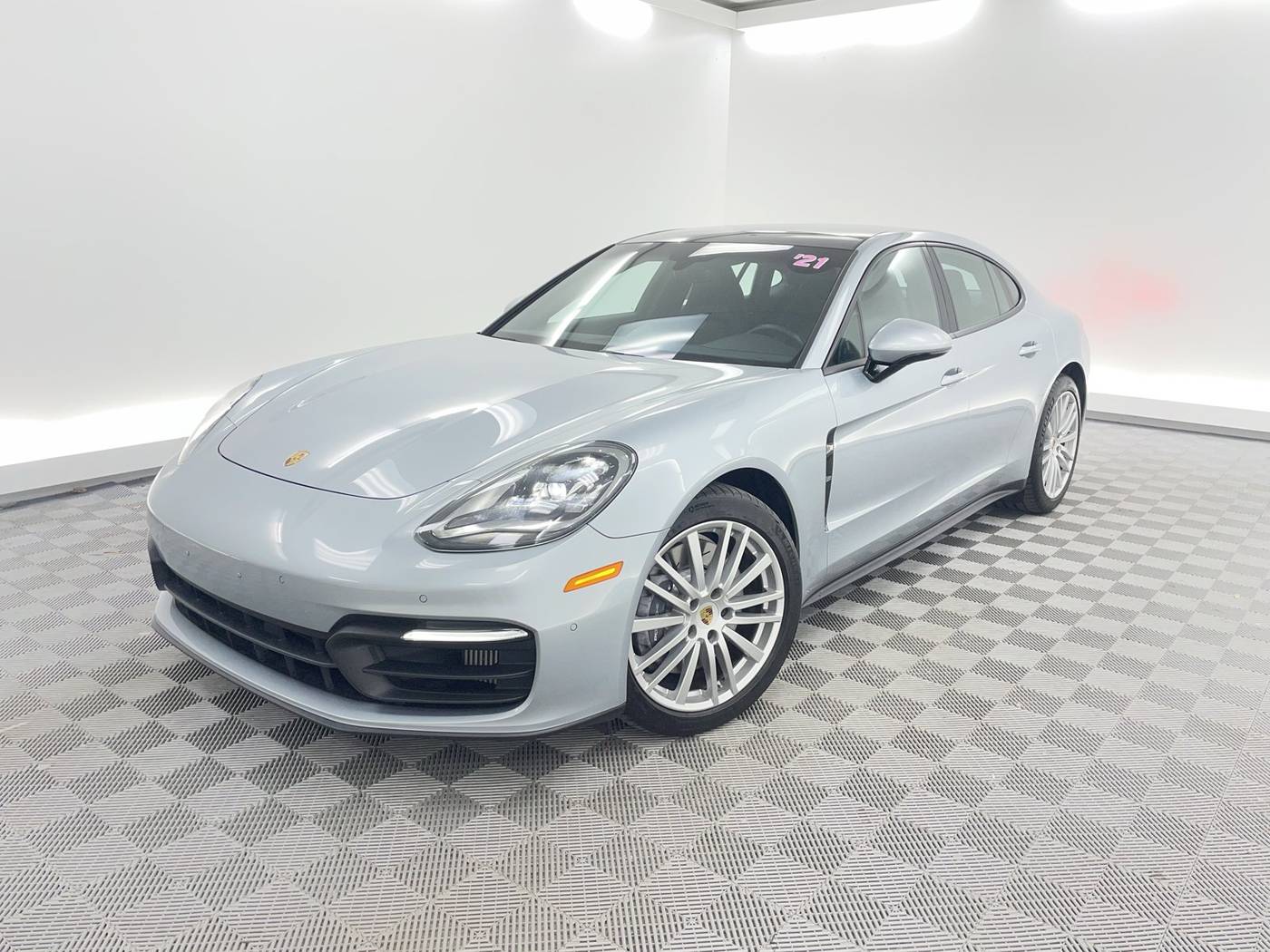 2021 2021 Porsche Panamera