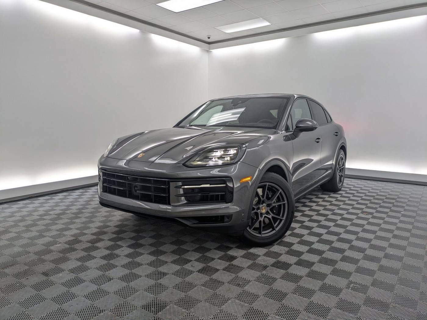 2025 Porsche Cayenne S — SUV — 1,592 mi — Hardeeville, SC