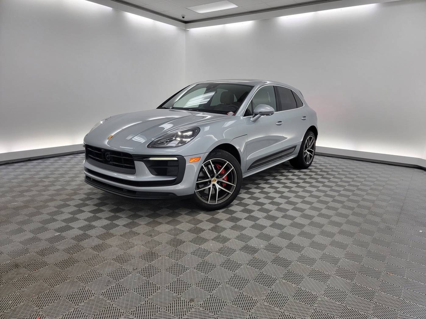 2023 Porsche Macan S — SUV — 18,351 mi — Hardeeville, SC