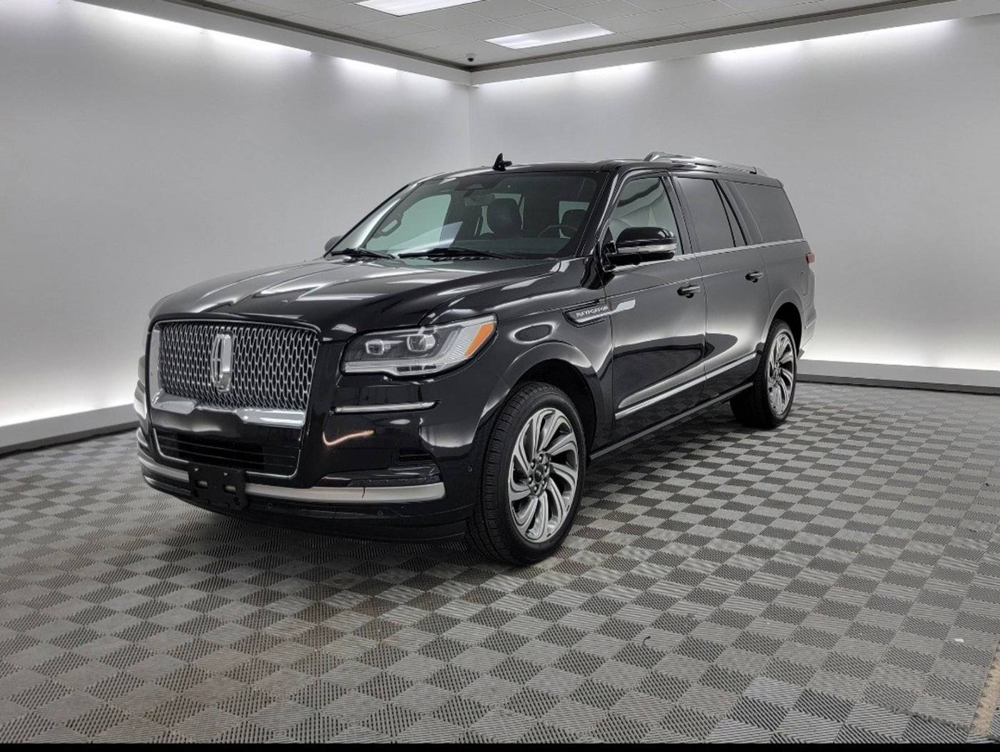 2024 Lincoln Navigator Premiere — SUV — 60,585 mi — Hardeeville, SC