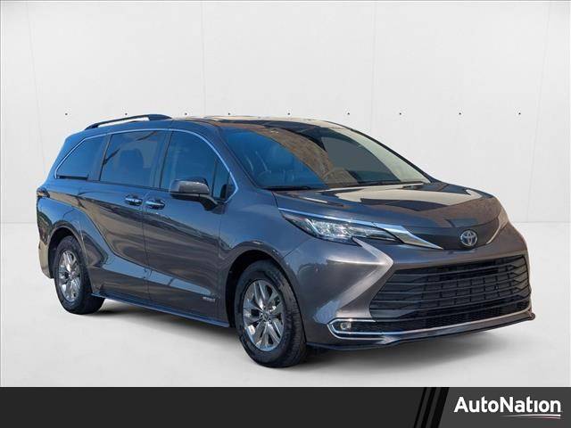 2021 Toyota Sienna XLE — Minivan — 50,276 mi — Columbia, SC