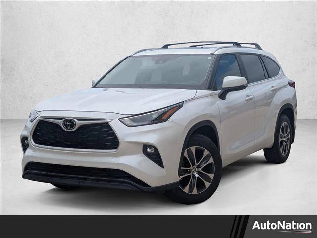 2023 Toyota Highlander XLE — SUV — 28,497 mi — Columbia, SC