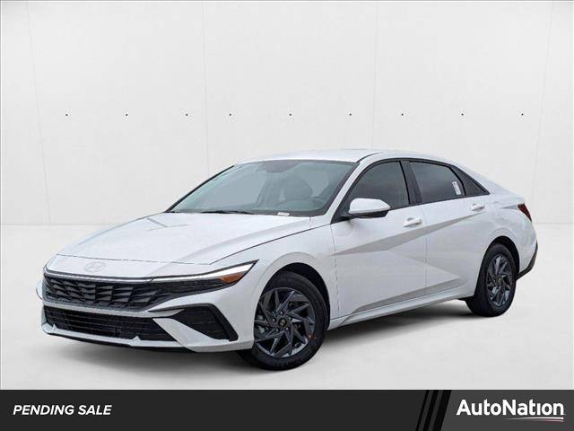 2024 Hyundai Elantra SEL — Sedan — 5,209 mi — Columbia, SC