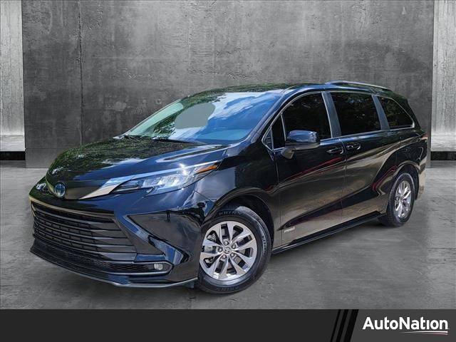 2021 Toyota Sienna LE — Minivan — 122,611 mi — Hardeeville, SC