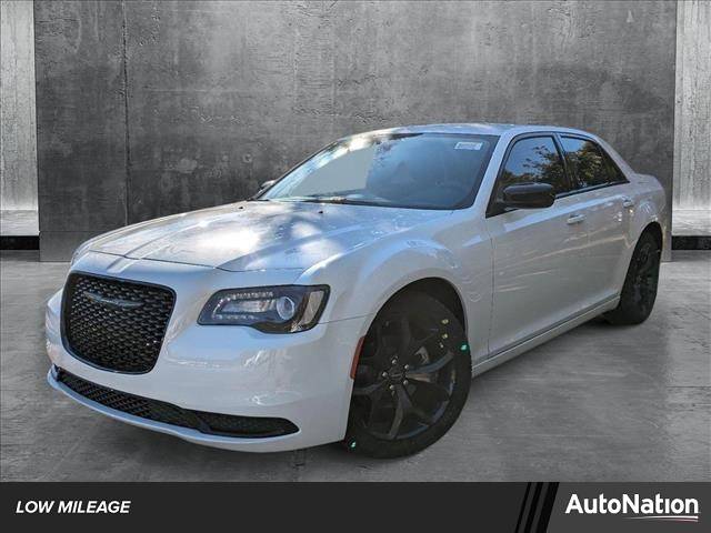 2023 Chrysler 300 Touring — Sedan — 17 mi — Hardeeville, SC