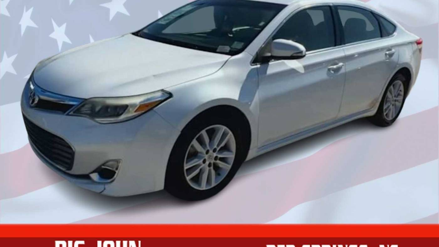 2015 Toyota Avalon Limited — Sedan — 145,190 mi — Red Springs, NC