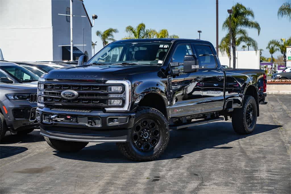 2024 Ford Super Duty F-350 LARIAT — Pickup Truck — 20,455 mi — Costa Mesa, CA