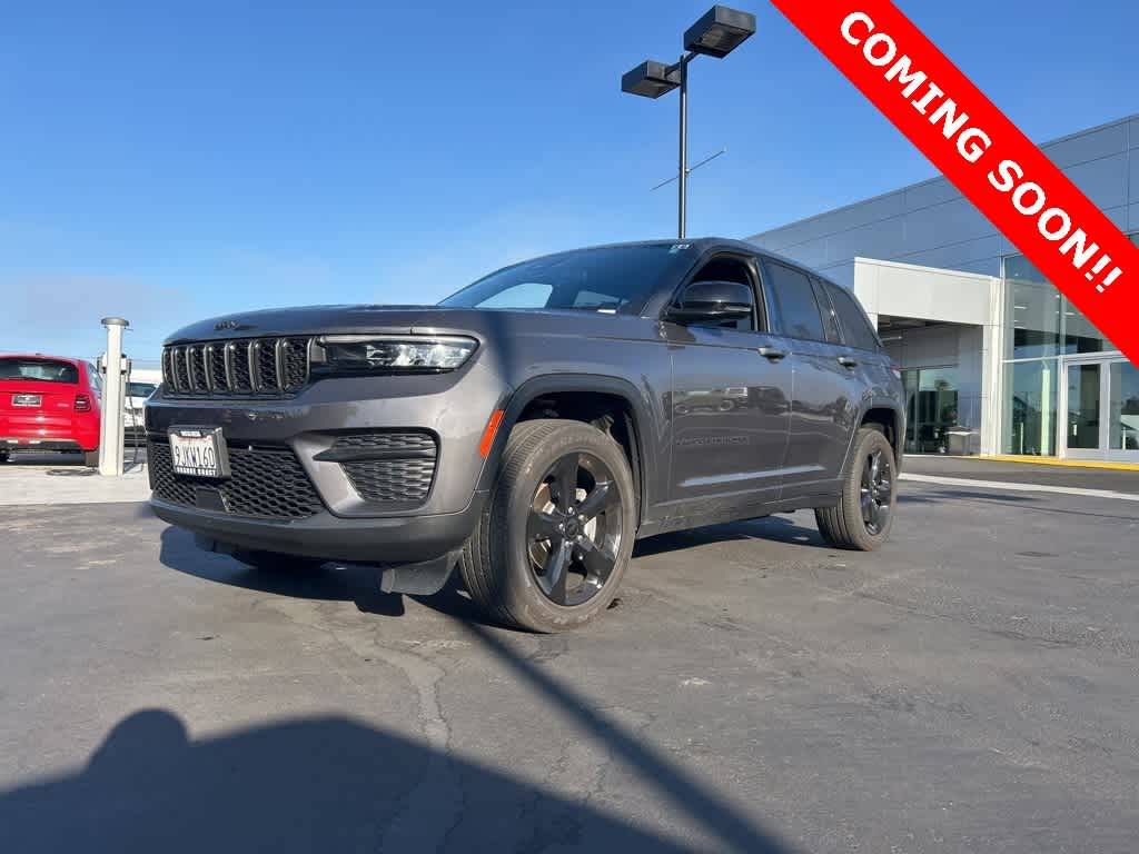 2023 Jeep Grand Cherokee Altitude — SUV — 14,582 mi — Costa Mesa, CA