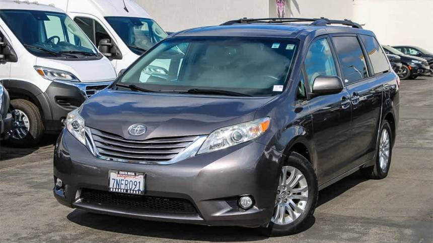 2015 Toyota Sienna XLE — Minivan — 106,417 mi — Costa Mesa, CA